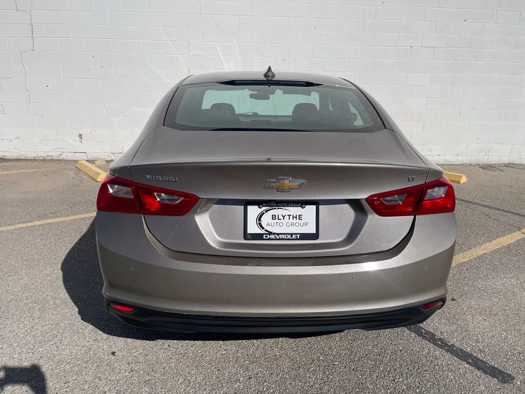 Used 2023 MINERAL GRAY METALLIC Chevrolet LT image 5