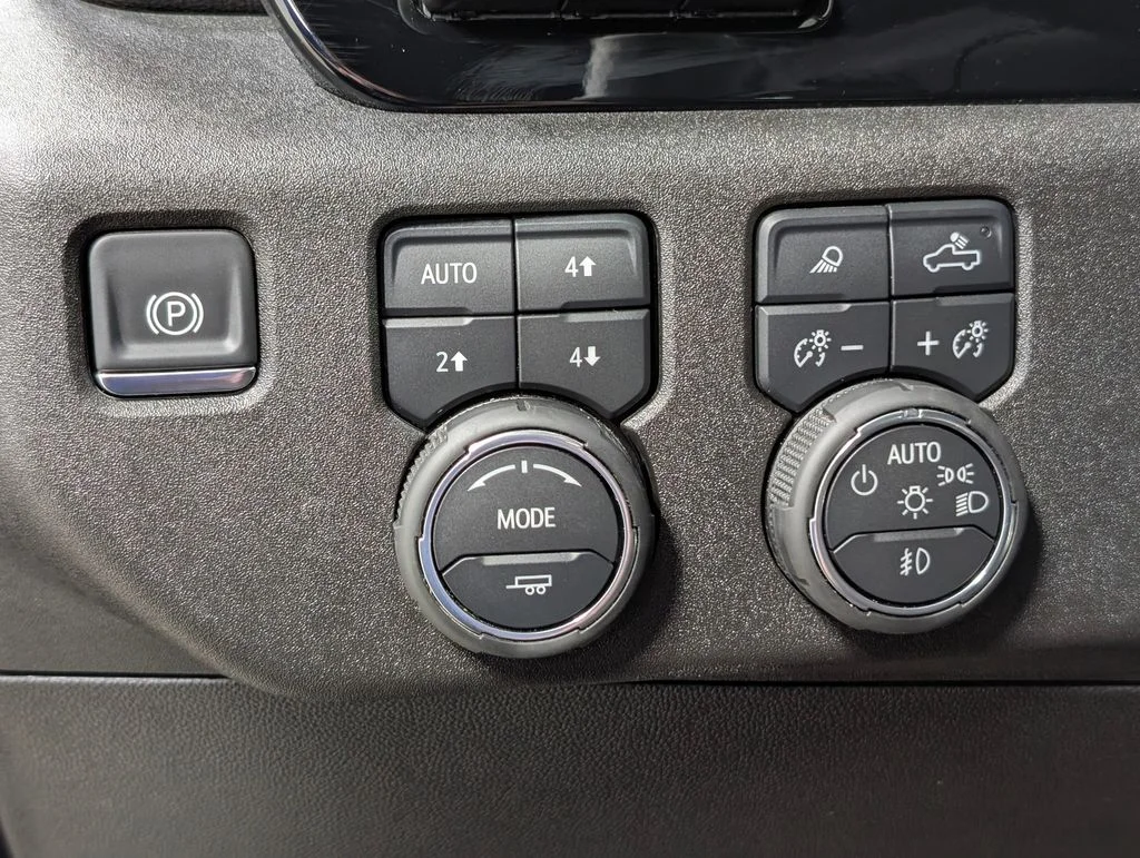 Certified Used 2025 Black Chevrolet High Country image 12