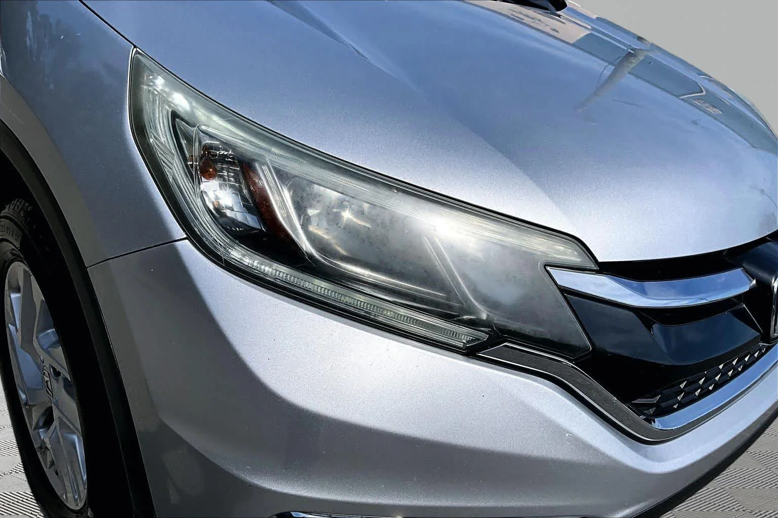 Used 2015 Alabaster Silver Metallic Honda EX-L image 27