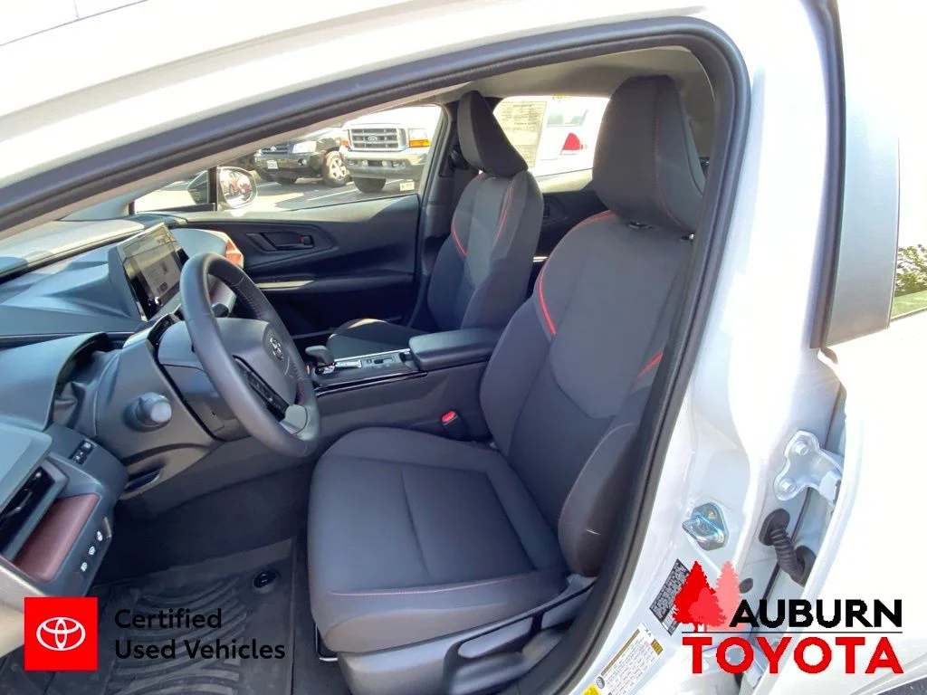 Certified Used 2026 Wind Chill Pearl Toyota SE image 29