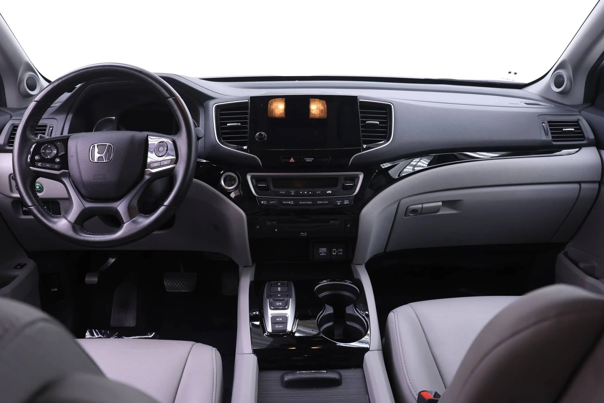 Certified Used 2021 Gray Honda Touring image 5