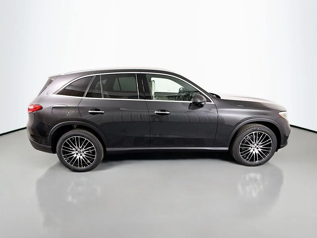 New 2026 Gray Mercedes-Benz GLC 300 image 8