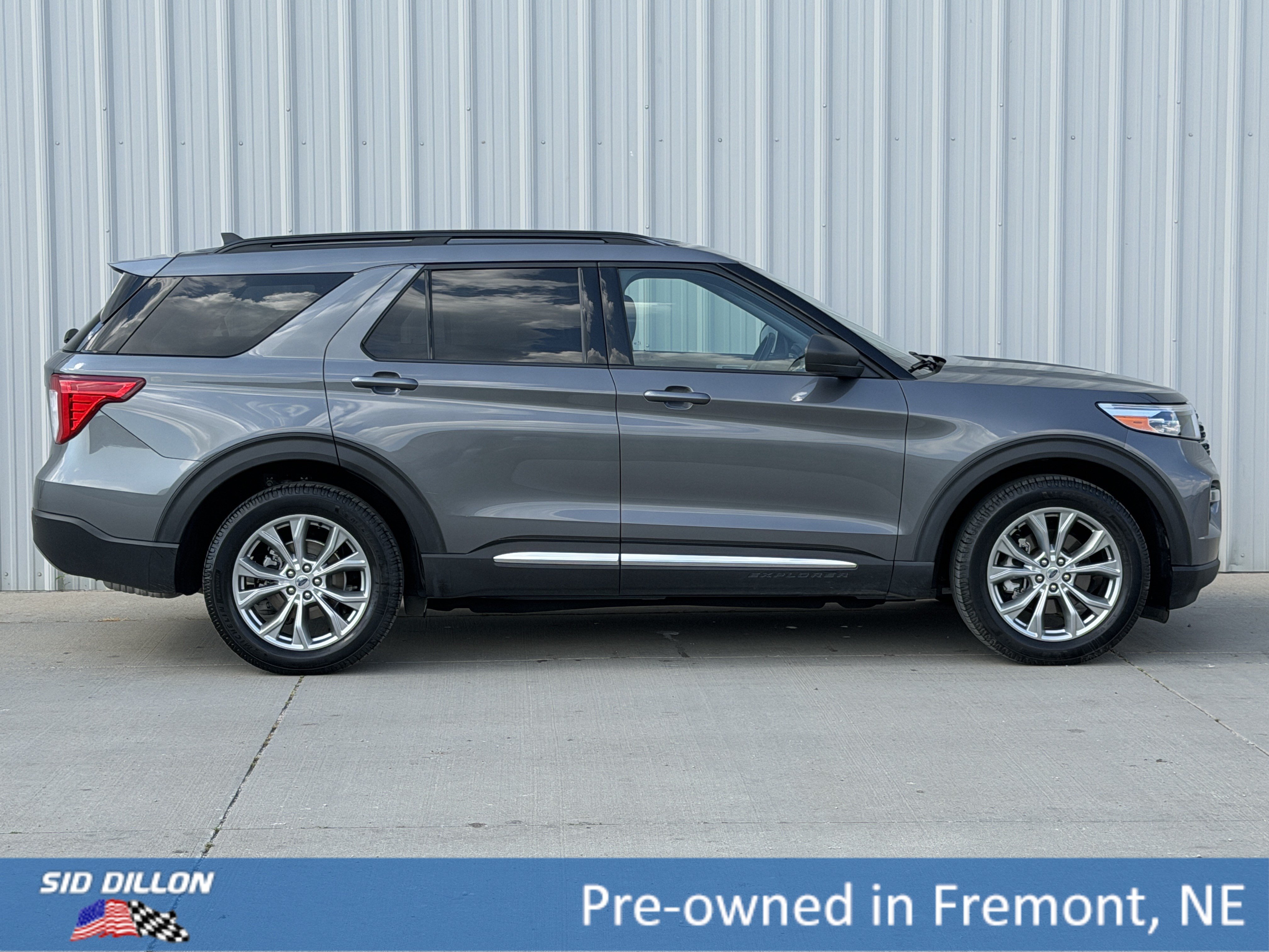 Used 2021 Carbonized Gray Metallic Ford XLT image 3