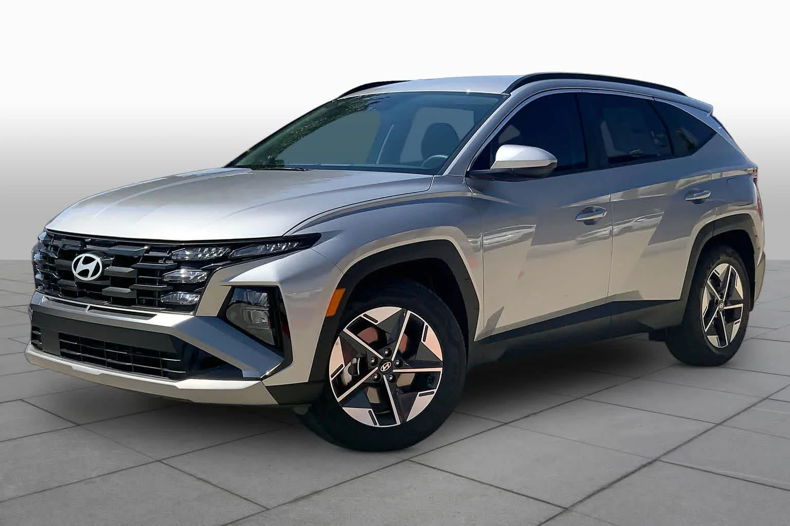 New 2026 Shimmering Silver Hyundai SEL image 1