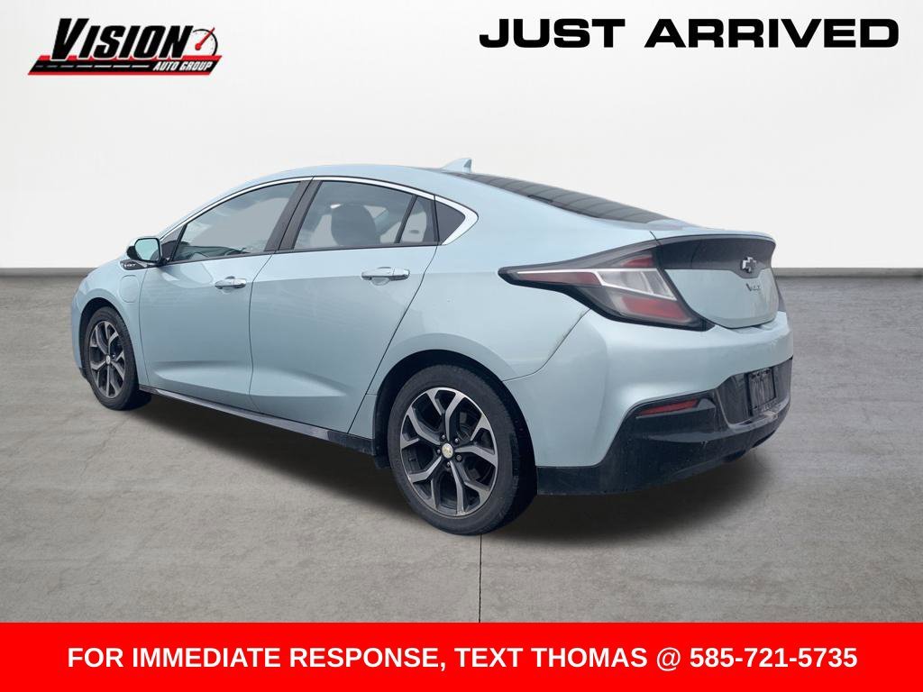Used 2018 Green Chevrolet LT image 3
