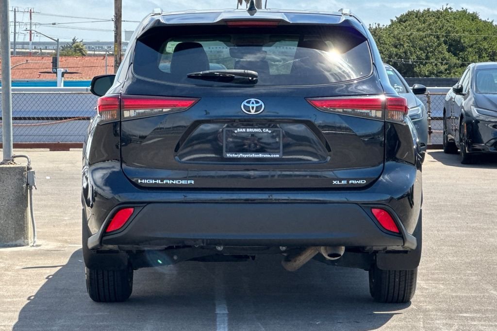 Used 2023 Black Toyota XLE image 5