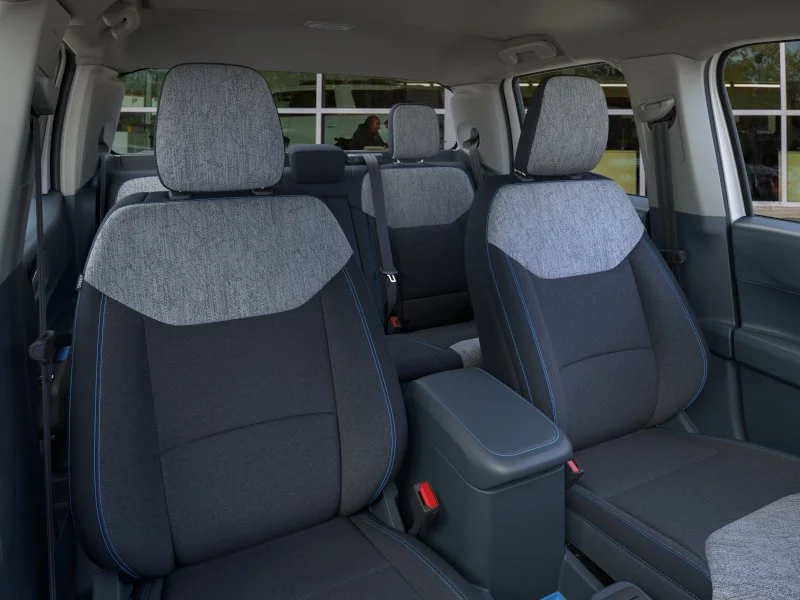 New 2025 Oxford White Ford XLT image 42