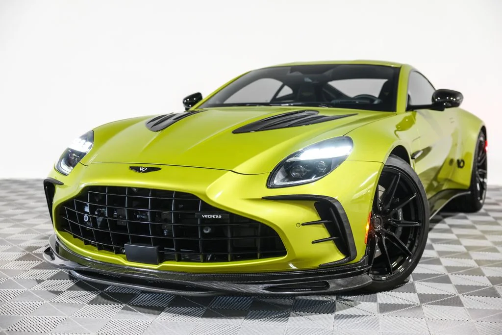 Used 2025 Yellow Aston Martin Base image 9