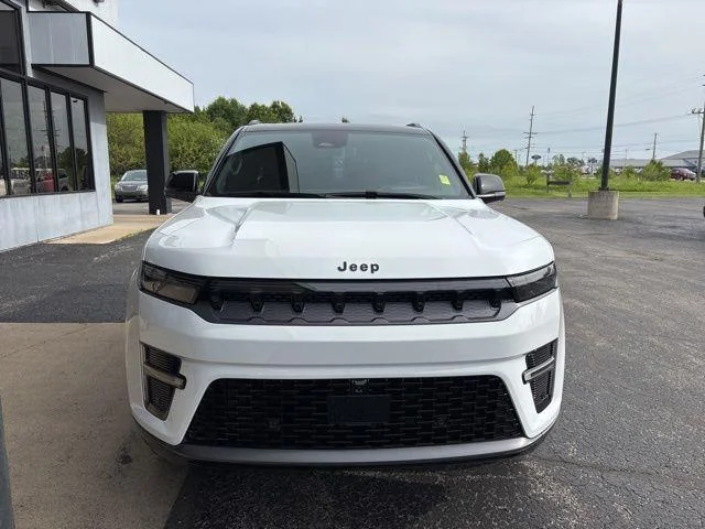 New 2026 Bright White Clearcoat Jeep Grand Wagoneer image 10