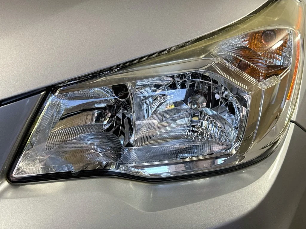Used 2016 Silver Subaru 2.5i Premium image 37