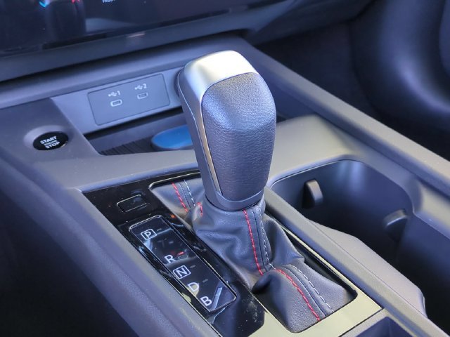 New 2027 Aspen White TriCoat Nissan SR image 14