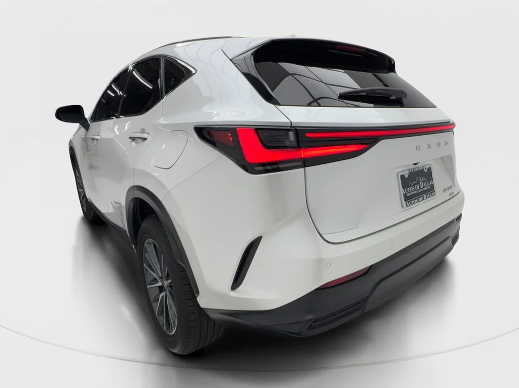 Used 2025 White Lexus 350 Premium image 10