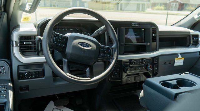 New 2026 Oxford White Ford F-350® XL image 9