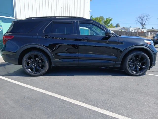 Used 2023 Black Ford ST-Line image 2
