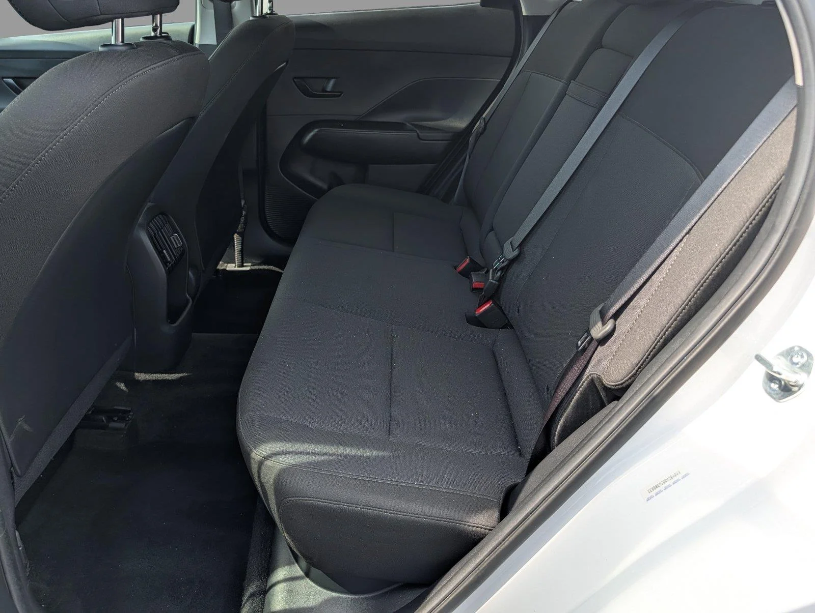 Used 2025 Atlas White Hyundai SEL image 31