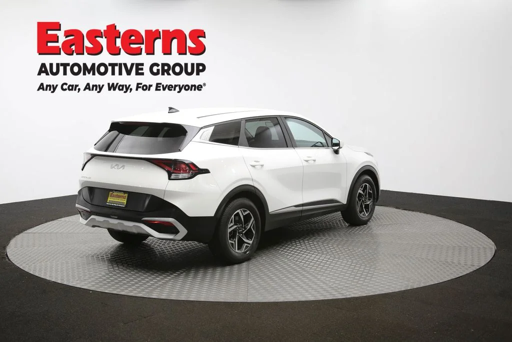 Used 2023 White Kia LX image 38
