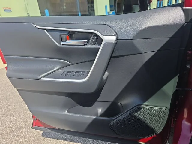 Used 2023 Red Toyota XLE Premium image 27