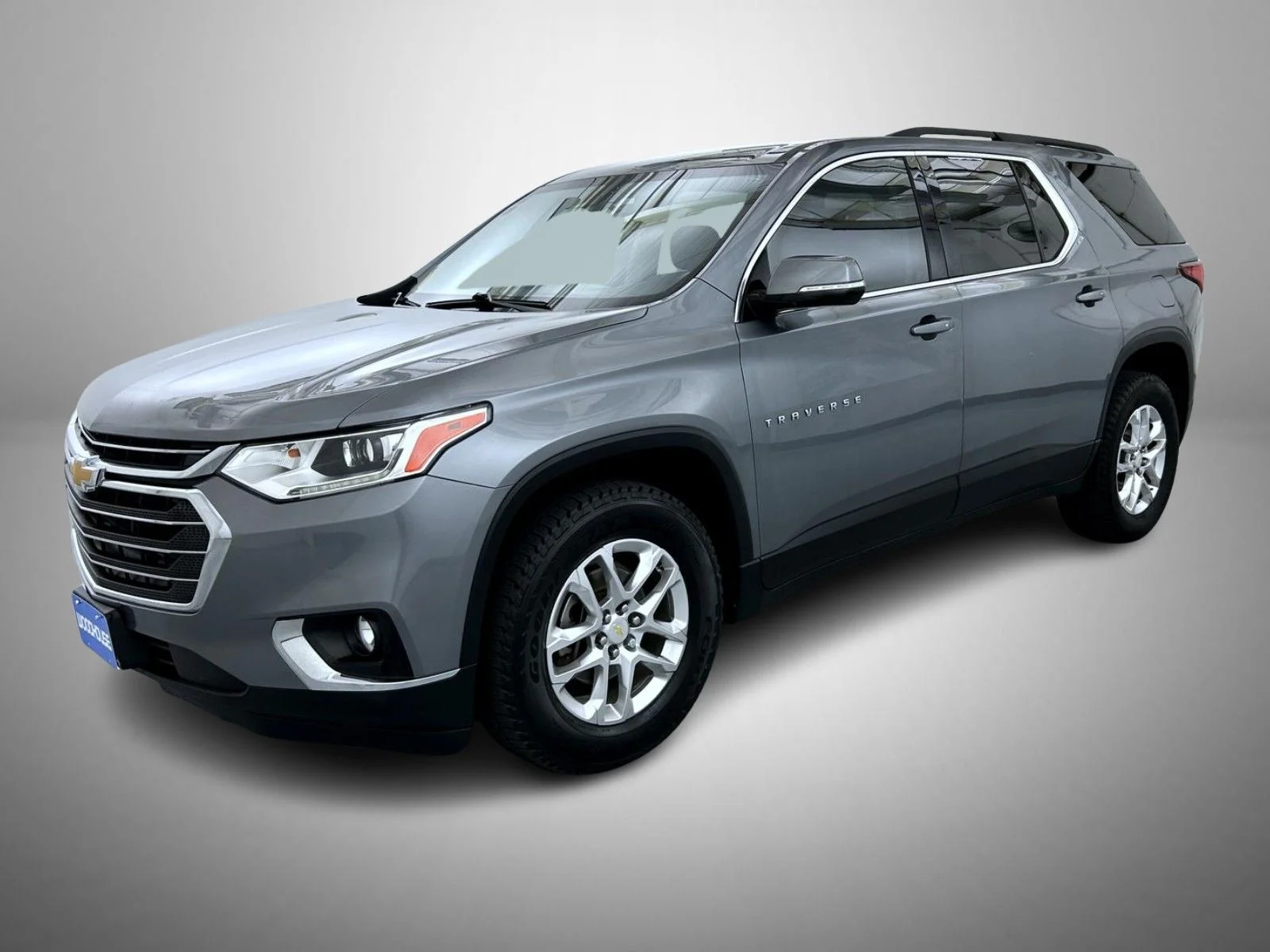 Used 2019 Gray Chevrolet LT image 1