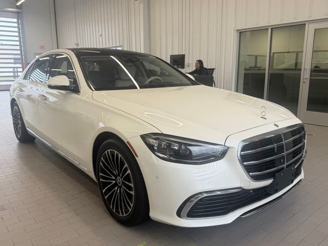 2022 Mercedes-Benz S-Class S 580 4MATIC's photo