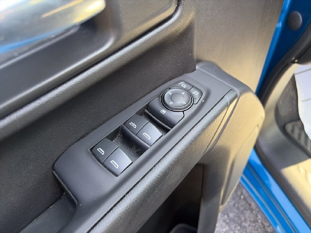 Used 2022 GLACIER BLUE METALLIC Chevrolet Custom image 11