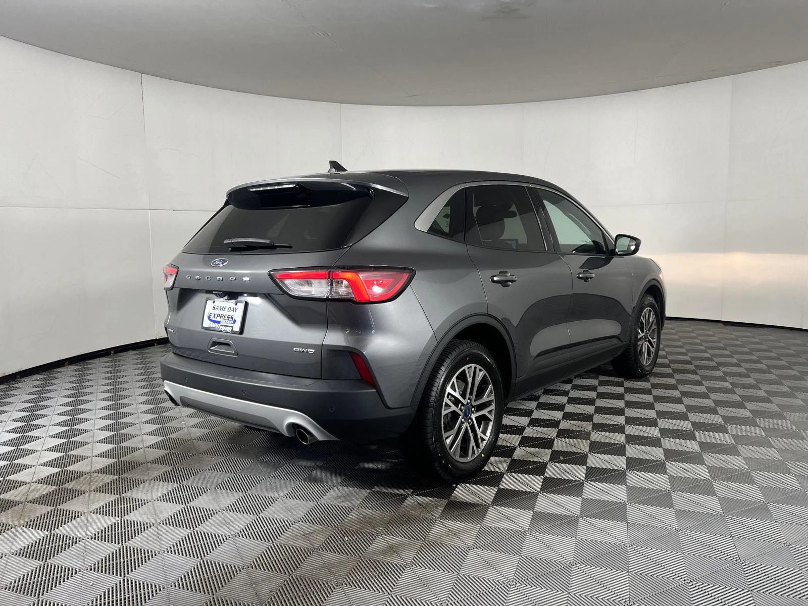 Used 2022 Carbonized Gray Ford SEL image 17