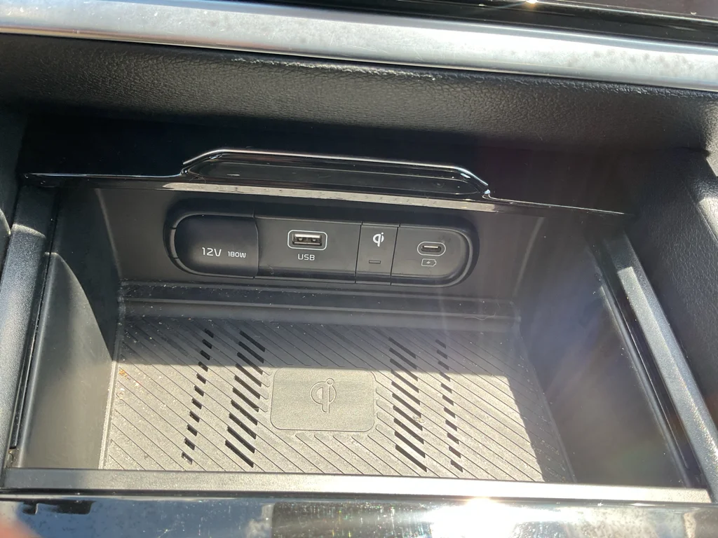 Used 2025 Vesta Blue Kia EX image 27