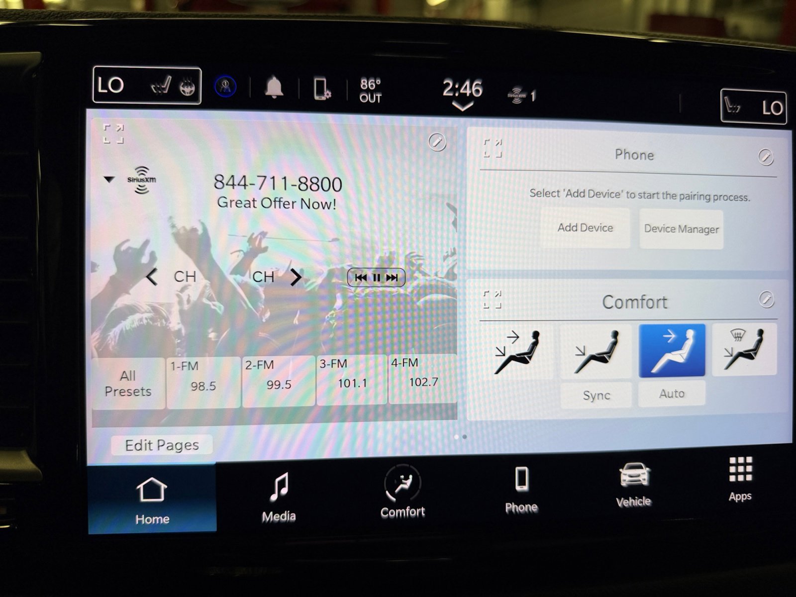 Used 2023 Brilliant Black Crystal Pearlcoat Chrysler Touring L image 43