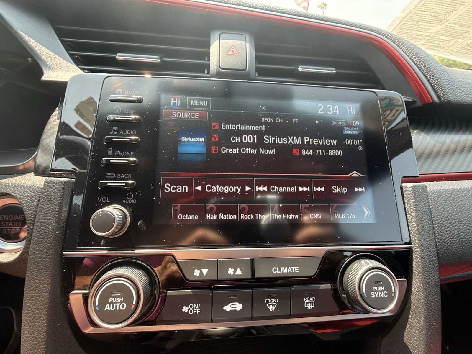 Used 2019  Honda Touring image 13