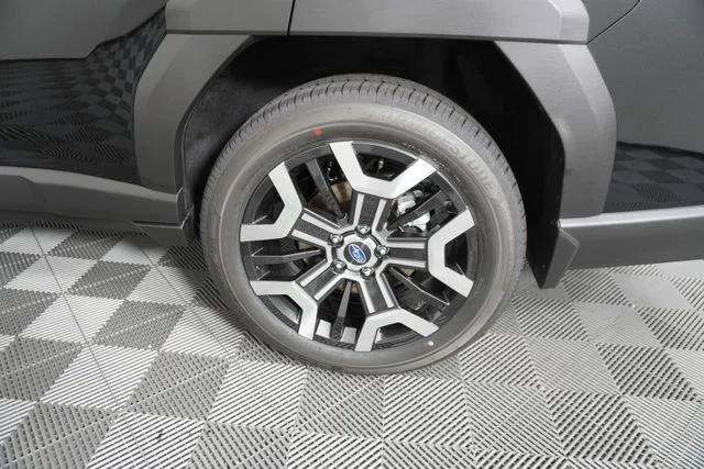 New 2026 CRYSTAL BLACK SILICA Subaru Touring XT image 8