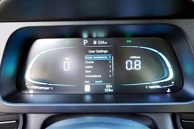 Used 2026 White Hyundai SEL Sport image 29