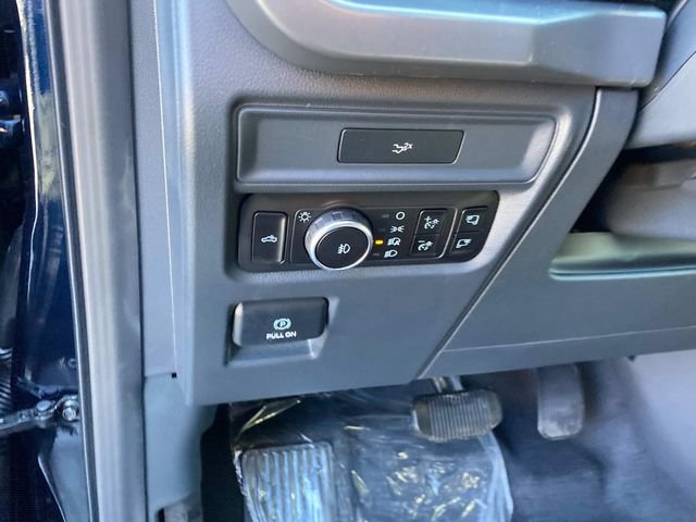 New 2026 Blue Ford XLT image 13