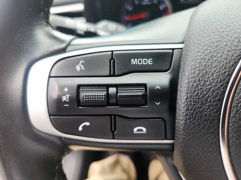 Used 2024 Black Kia GT-Line image 20