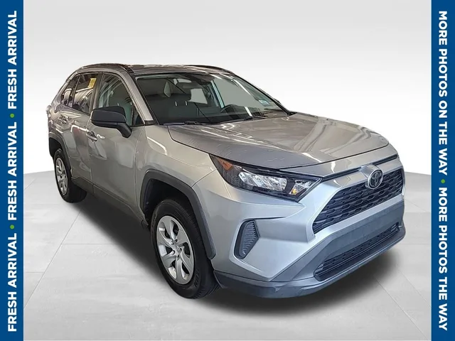 2020 Toyota RAV4 LE