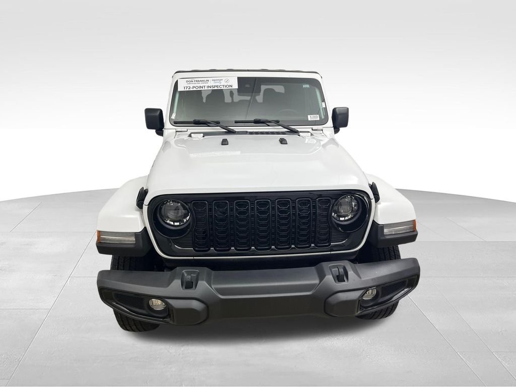 Used 2024 White Jeep Willys image 8