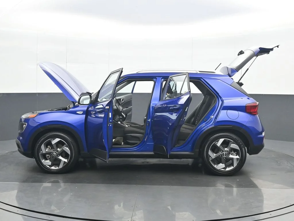 Used 2025 Blue Hyundai SEL image 37