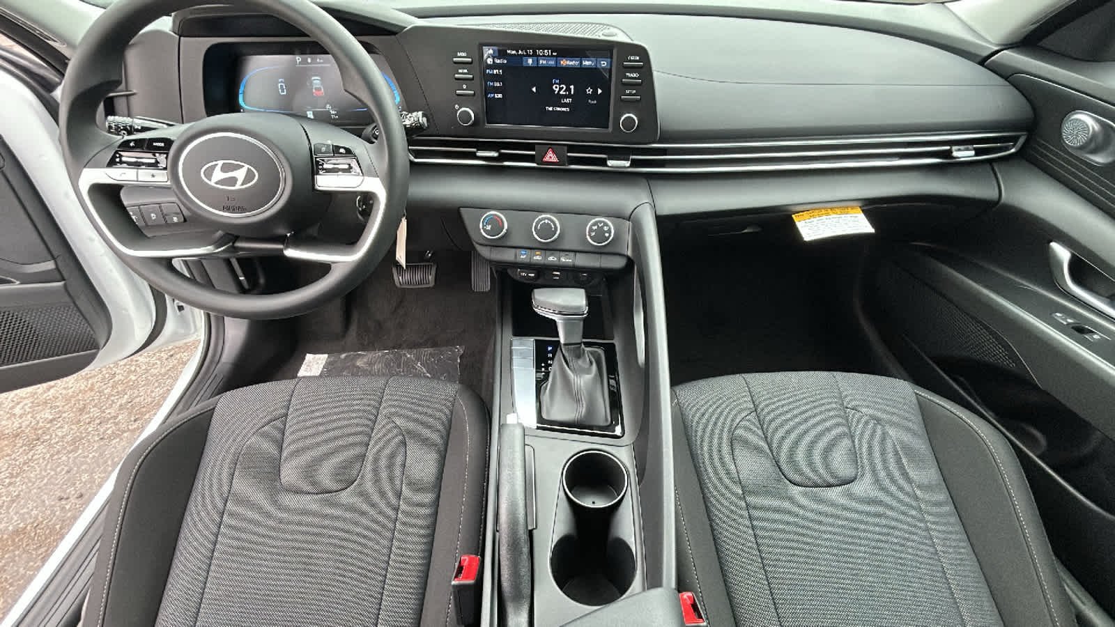 New 2026 Serenity White Hyundai SE image 26