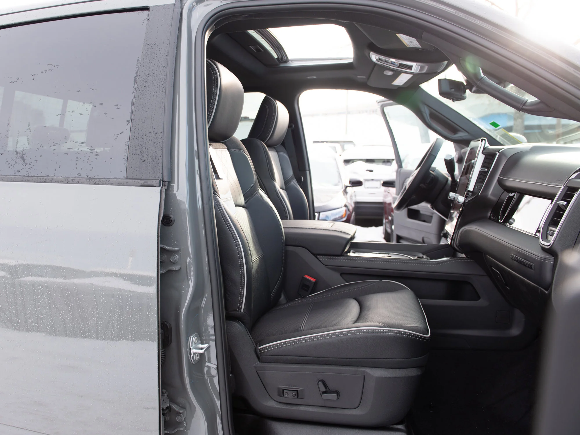 New 2026 Grey RAM Limited* image 30