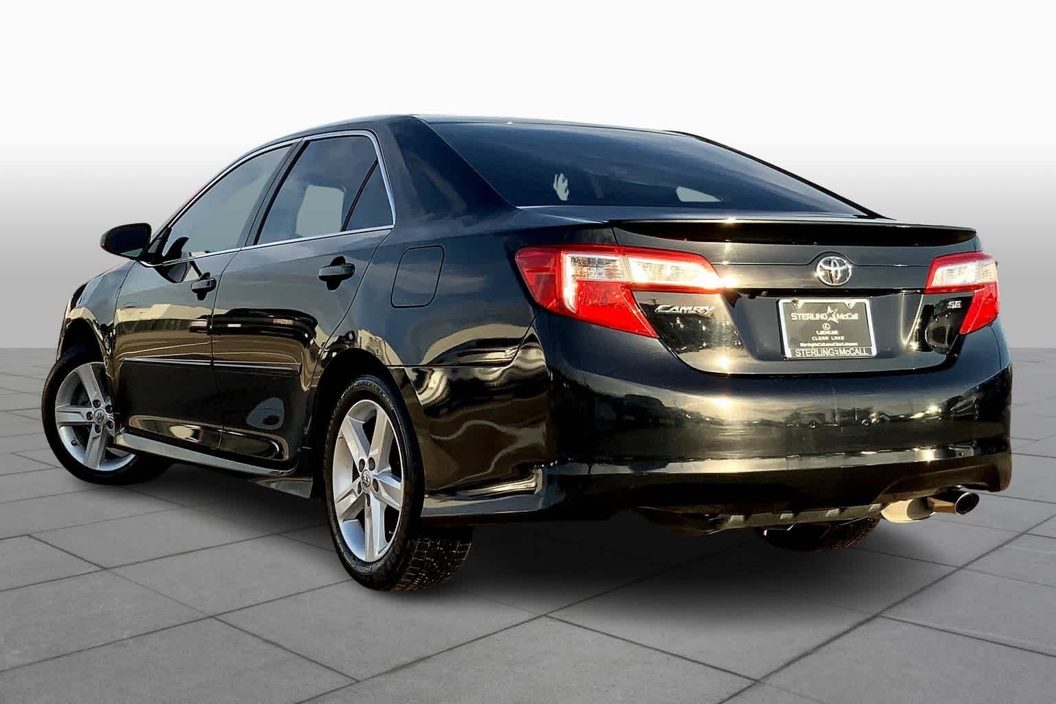 Used 2014 Attitude Black Metallic Toyota XLE image 12