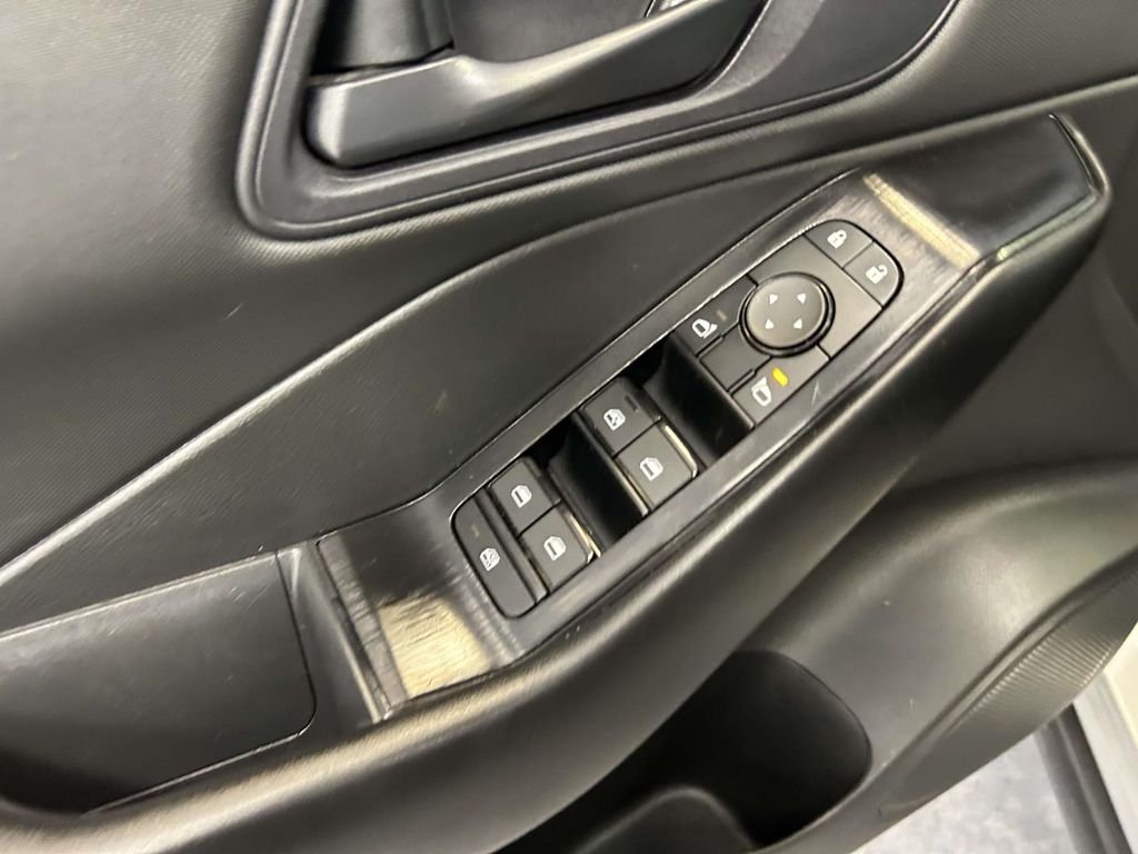 Used 2024 Silver Nissan S image 17