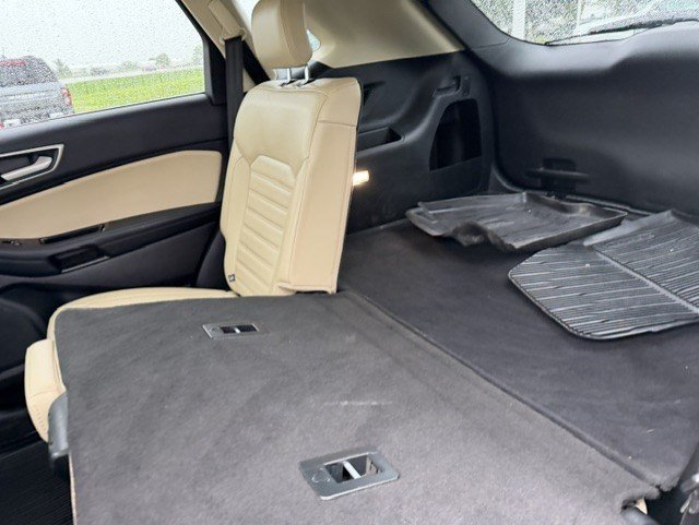 Used 2018 Blue Metallic Ford SEL image 30