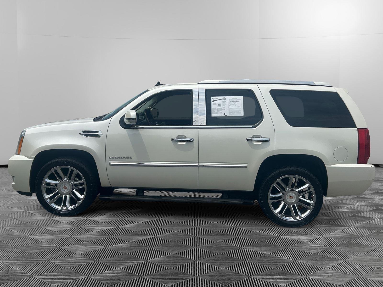 Used 2014 Cadillac Escalade Platinum Edition with VIN 1GYS4DEF6ER235257 for sale in Martinsburg, WV