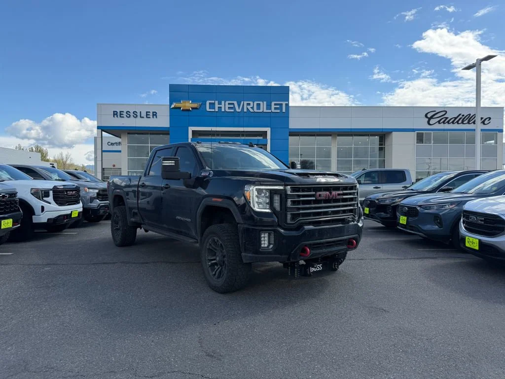 2022 GMC Sierra AT4 4WD Crew Cab Standard Box SRW's photo