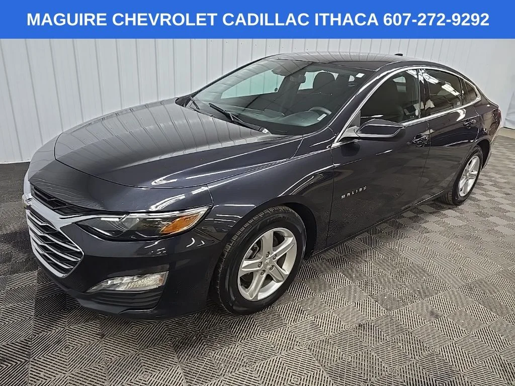 Used 2023 Gray Chevrolet LT image 8