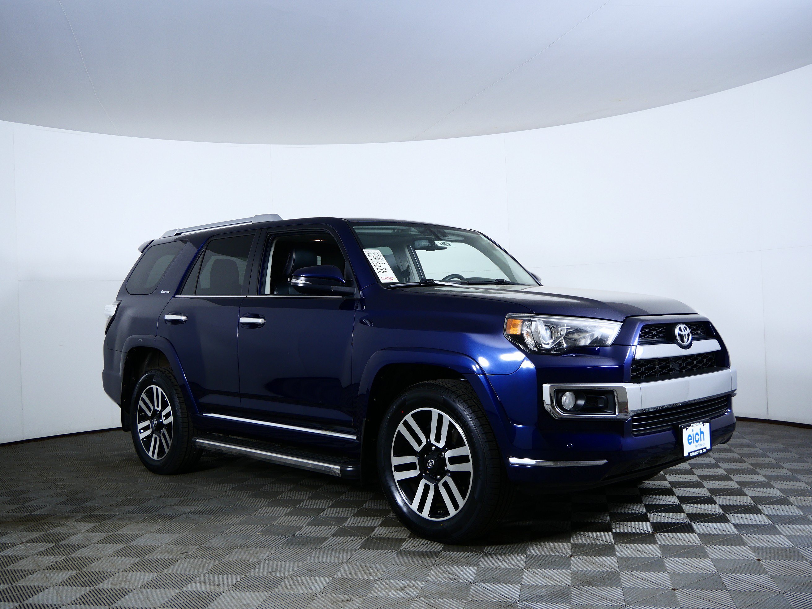 Used 2015 Nautical Blue Pearl Toyota Limited image 1