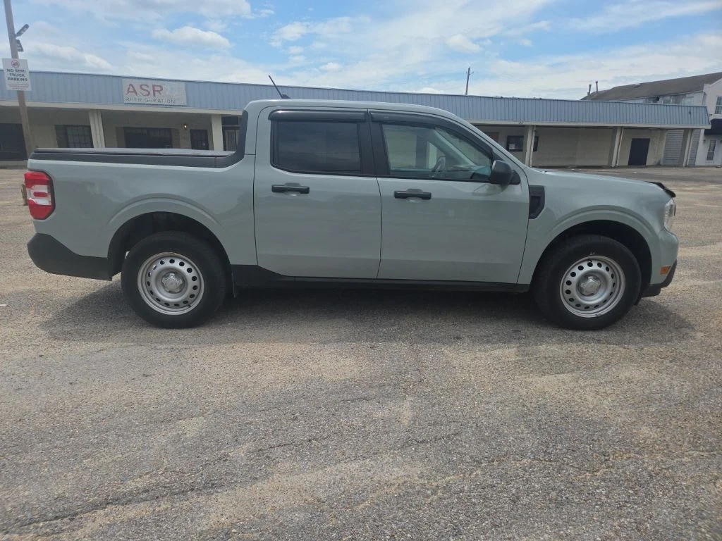 Certified Used 2023  Ford XL image 8