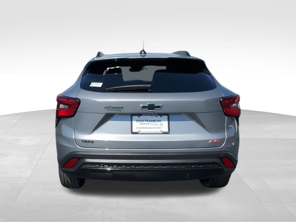 Used 2025 Gray Chevrolet 2RS image 7