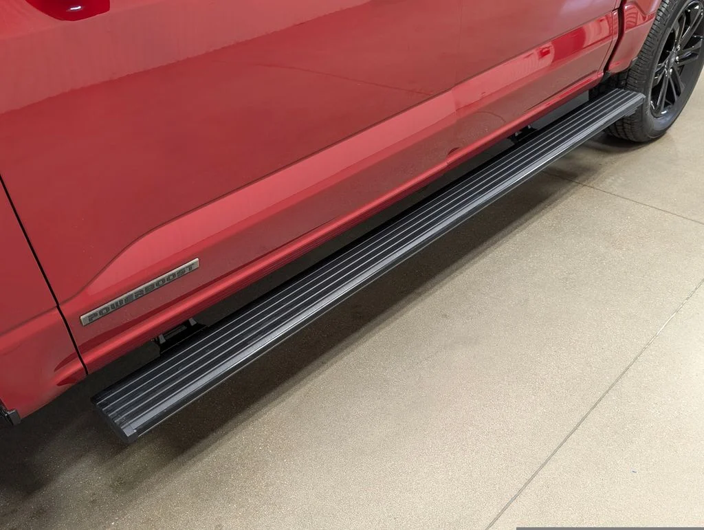Certified Used 2022 Rapid Red Metallic Tinted Clearcoat Ford Platinum image 24