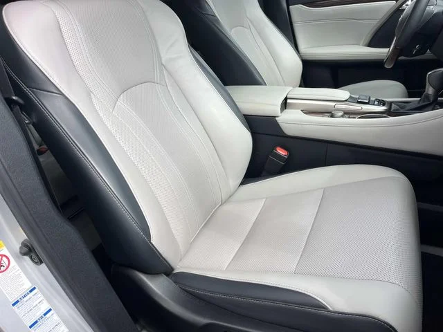 Used 2019 Silver Lexus 350 image 28