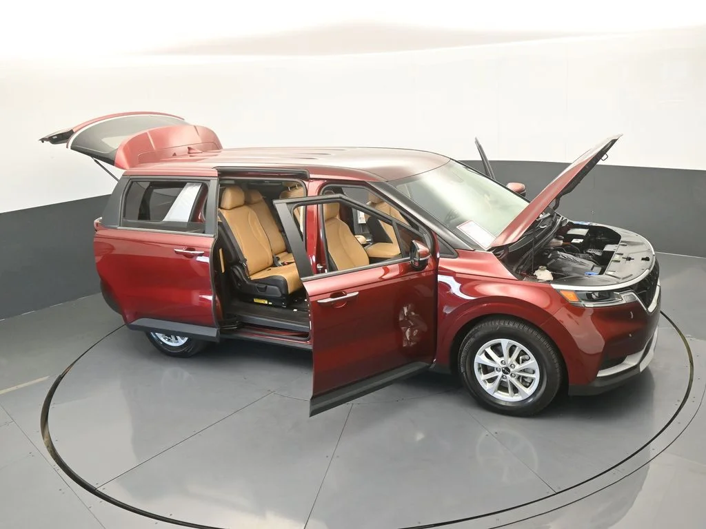 Used 2024 Flare Red Kia LX image 65