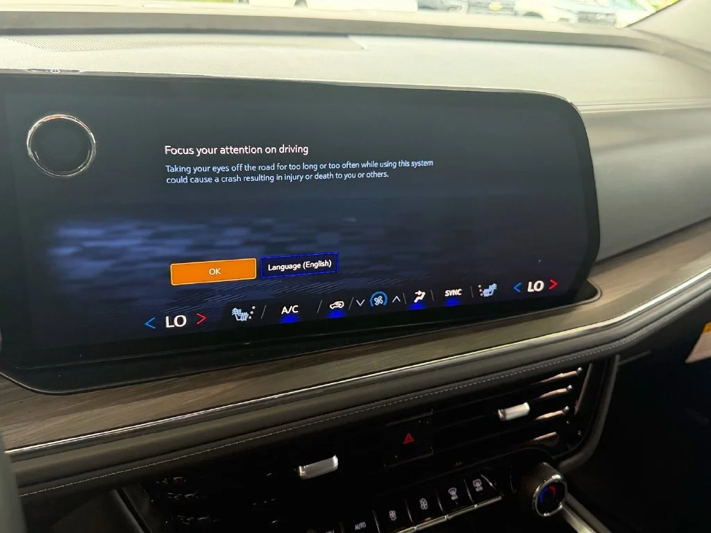 Used 2025 Black Chevrolet LT image 15